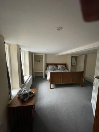 Newark upon Trent 1 Hatton House 2 Bedroom 2 Bathroom Spacious Basement Flat מראה חיצוני תמונה